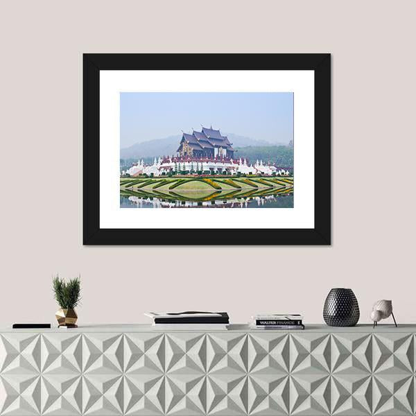 Northern Thai Style Building Canvas Wall Art-1 Piece-Framed Print-20" x 16"-Tiaracle