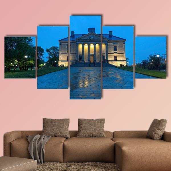 Old Colonial Building Canada Canvas Wall Art-4 Pop-Gallery Wrap-50" x 32"-Tiaracle