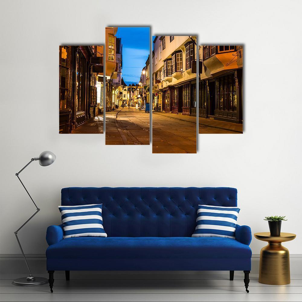 Street View In York Canvas Wall Art-4 Pop-Gallery Wrap-50" x 32"-Tiaracle