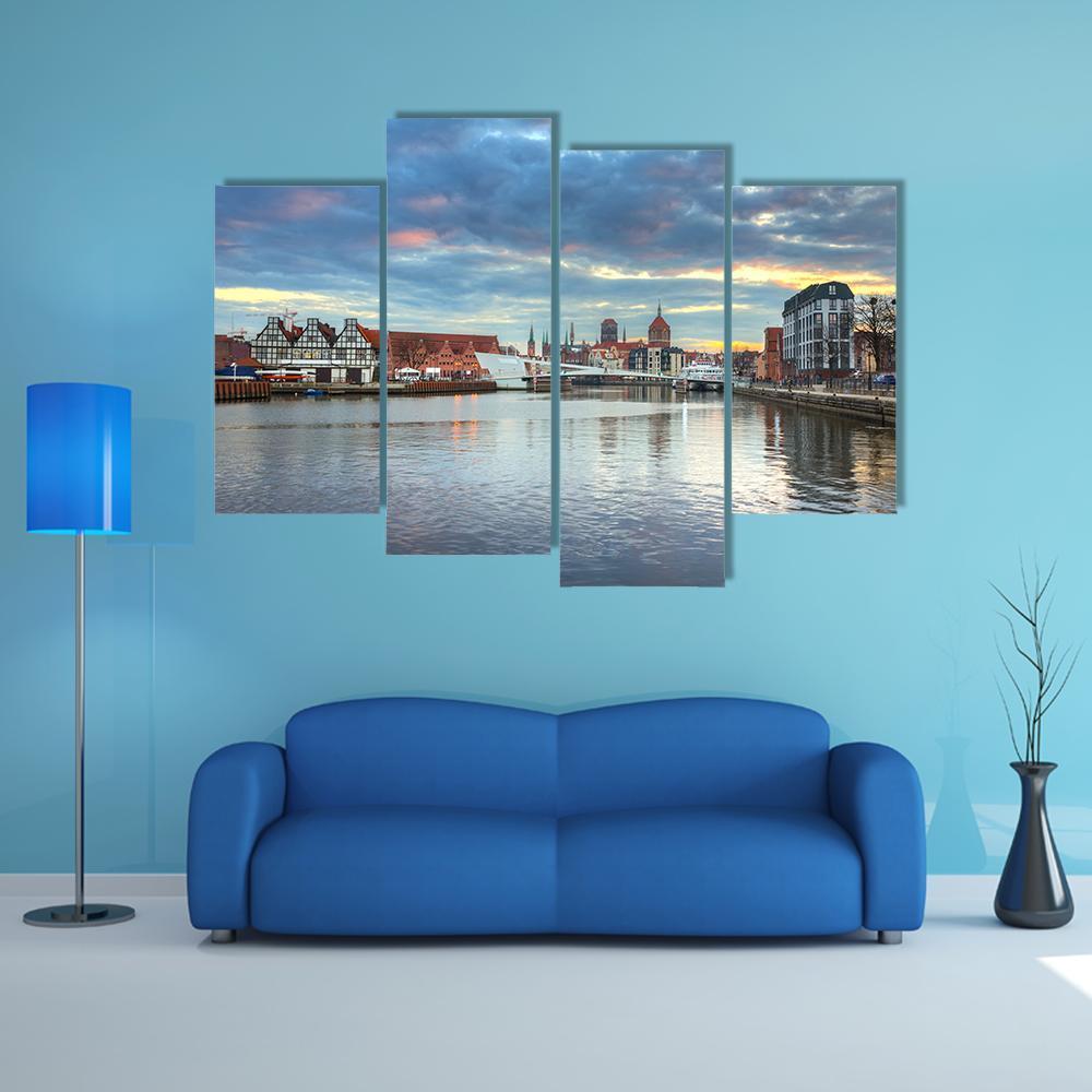Old Town Of Gdansk Canvas Wall Art-4 Pop-Gallery Wrap-50" x 32"-Tiaracle