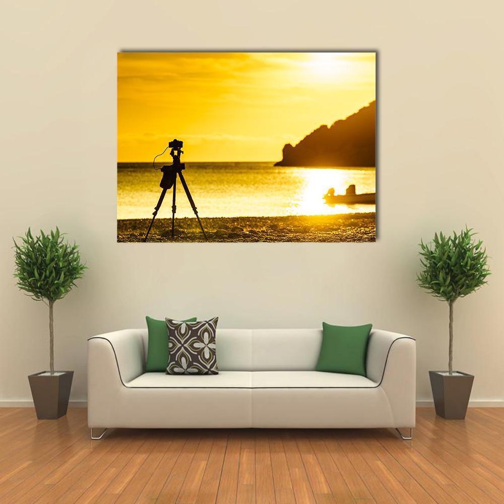 Professional Camera Taking Picture Canvas Wall Art-1 Piece-Gallery Wrap-48" x 32"-Tiaracle