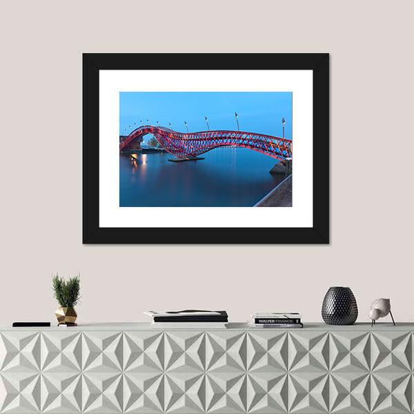 Python Bridge In Amsterdam Canvas Wall Art-1 Piece-Framed Print-20" x 16"-Tiaracle