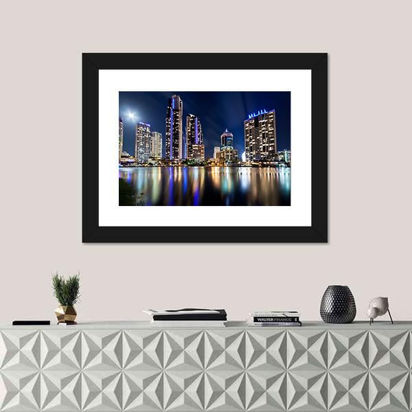 Queensland City At Night Australia Canvas Wall Art-1 Piece-Framed Print-20" x 16"-Tiaracle