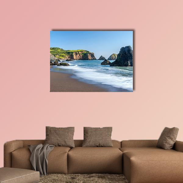 Rodeo Beach In California Canvas Wall Art-1 Piece-Gallery Wrap-48" x 32"-Tiaracle