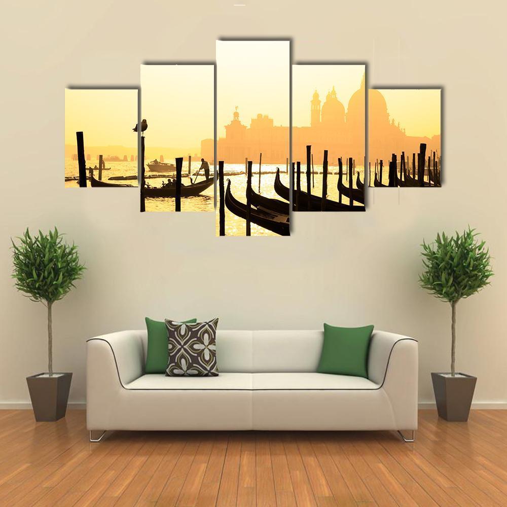 Romantic Italian City Of Venice (Venezia) Canvas Wall Art-4 Pop-Gallery Wrap-50" x 32"-Tiaracle