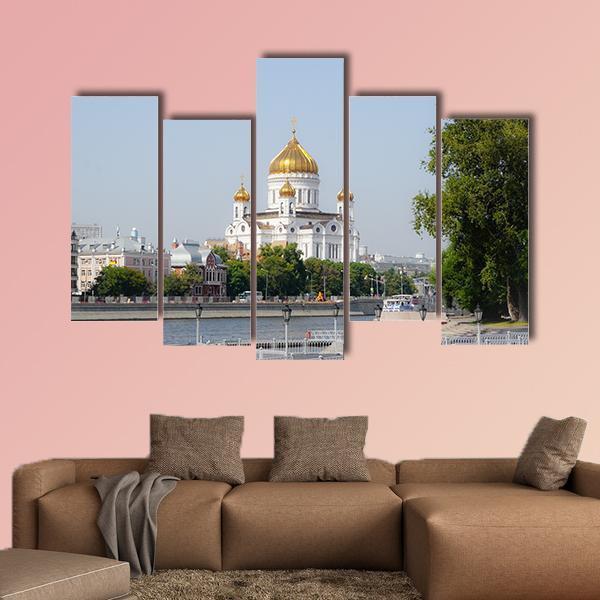 Mosque In Moscow Canvas Wall Art-5 Pop-Gallery Wrap-47" x 32"-Tiaracle