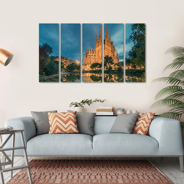 Sagrada Familia Church Canvas Wall Art-5 Horizontal-Gallery Wrap-22" x 12"-Tiaracle