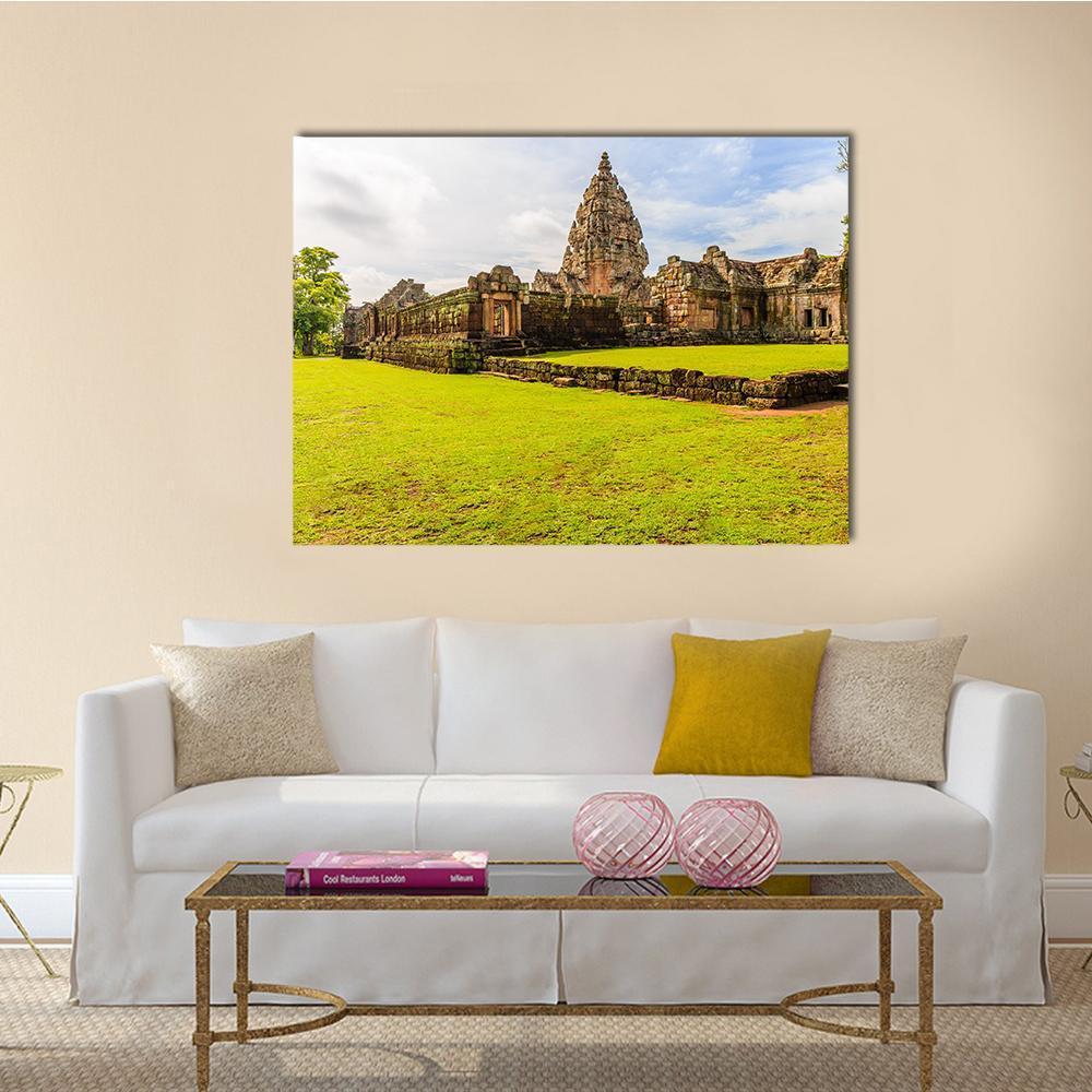Sand Stone Castle In Thailand Canvas Wall Art-1 Piece-Gallery Wrap-48" x 32"-Tiaracle