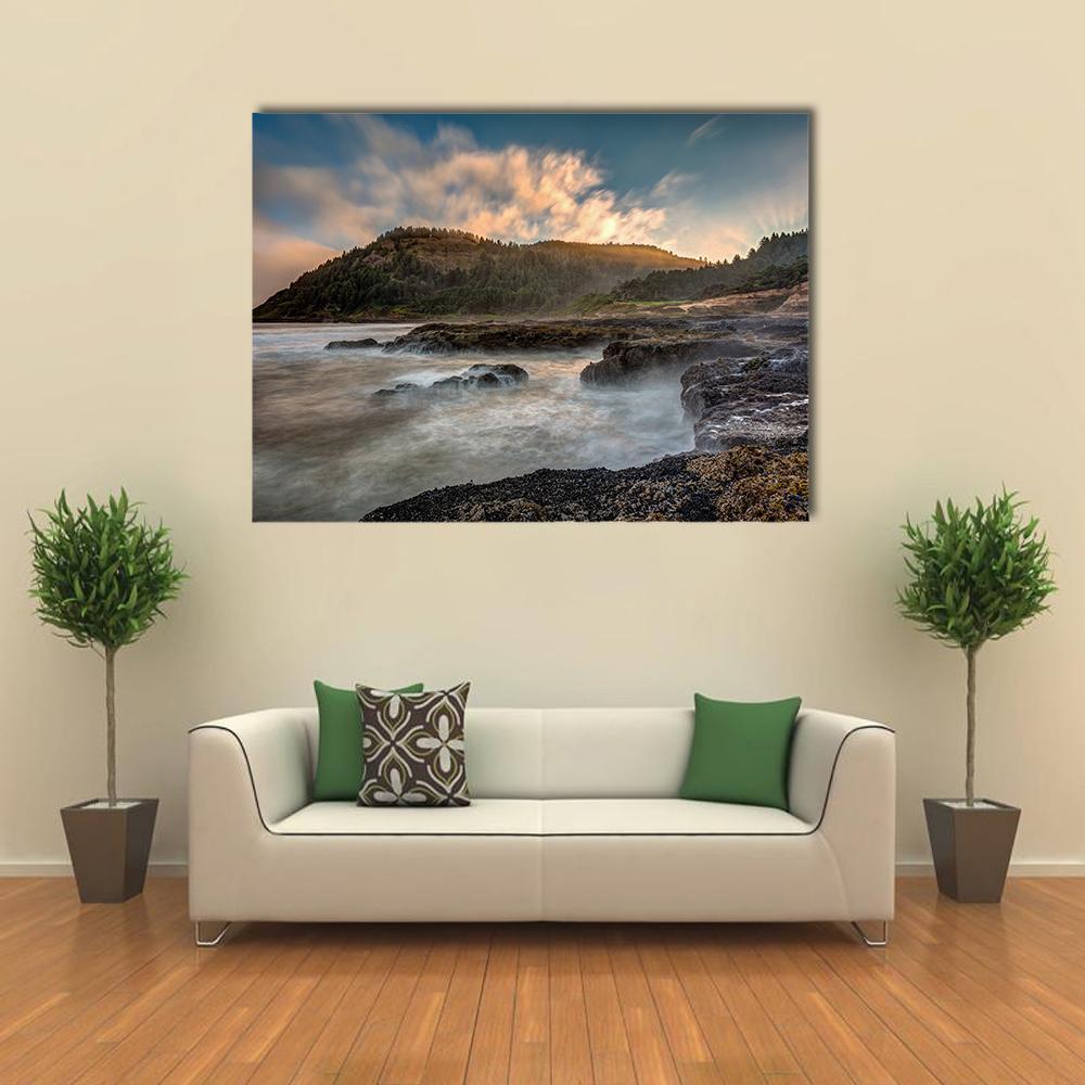 Scenic Cape Perpetua On The Oregon Coast Canvas Wall Art-1 Piece-Gallery Wrap-48" x 32"-Tiaracle