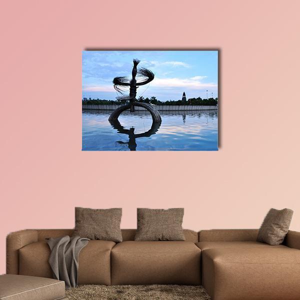Sculpture Of Art Canvas Wall Art-1 Piece-Gallery Wrap-48" x 32"-Tiaracle