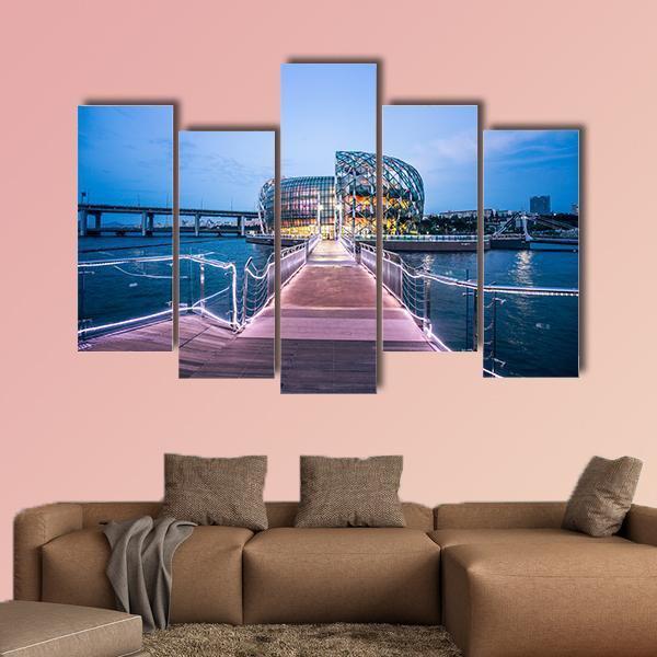 Seoul of South Korea Canvas Wall Art-5 Pop-Gallery Wrap-47" x 32"-Tiaracle