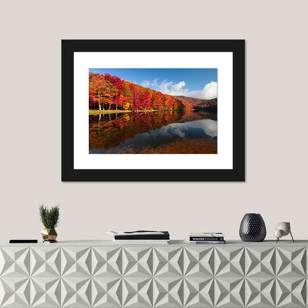 Sherando Lake In Autumn Canvas Wall Art-1 Piece-Framed Print-20" x 16"-Tiaracle