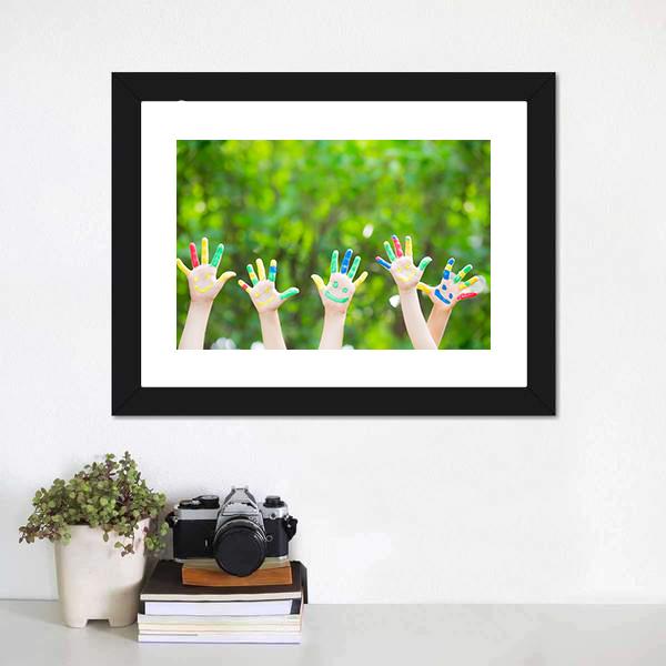Smiley Hands Canvas Wall Art-1 Piece-Framed Print-20" x 16"-Tiaracle
