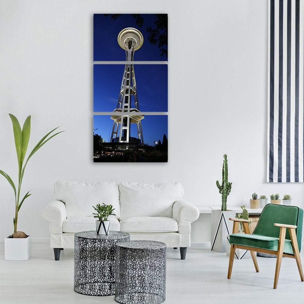 Space Needle In Seattle Washington Vertical Canvas Wall Art - Tiaracle