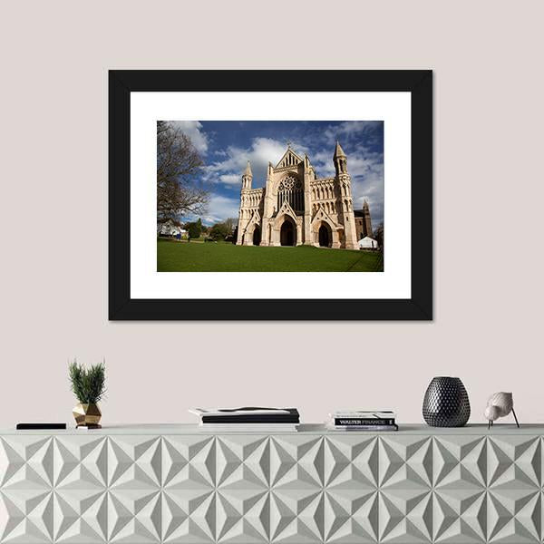St Albans Cathedral On Sunny Day Canvas Wall Art-1 Piece-Framed Print-20" x 16"-Tiaracle