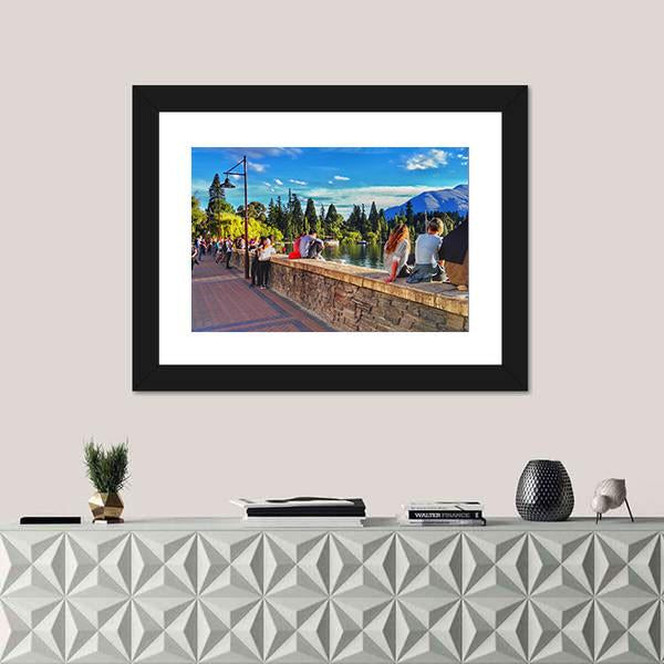 Street View In Queenstown New Zealand Canvas Wall Art-1 Piece-Framed Print-20" x 16"-Tiaracle