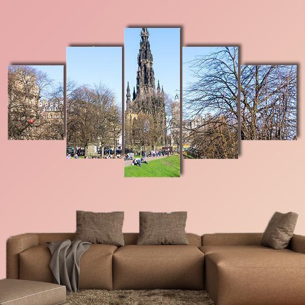 Street View Of Historic Old Town Houses In Edinburgh Canvas Wall Art-5 Star-Gallery Wrap-62" x 32"-Tiaracle