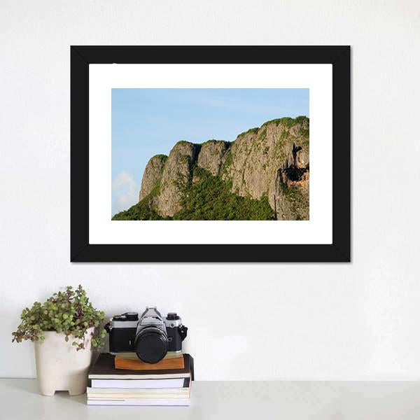 Suicide Cliff In Saipan Canvas Wall Art-1 Piece-Framed Print-20" x 16"-Tiaracle