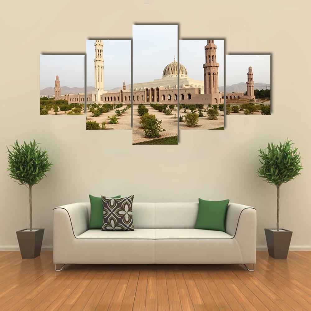 Sultan Qaboos Grand Mosque Muscat Canvas Wall Art-1 Piece-Gallery Wrap-48" x 32"-Tiaracle