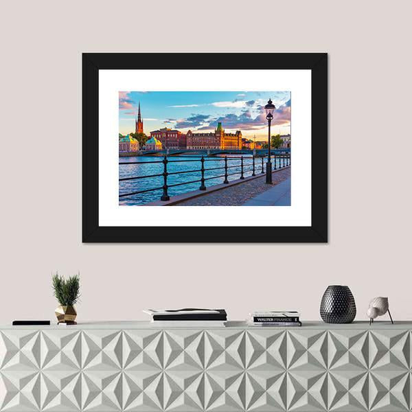 Summer Sunset In The Old Town Canvas Wall Art-1 Piece-Framed Print-20" x 16"-Tiaracle