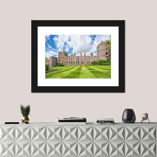 Summer View Of Windsor Castle Canvas Wall Art-1 Piece-Framed Print-20" x 16"-Tiaracle