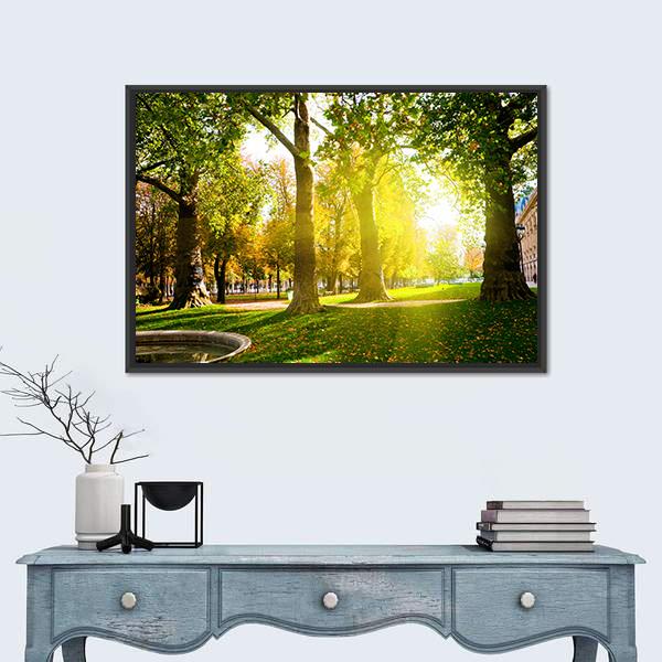 Sun Rays In Green Park Canvas Wall Art-1 Piece-Floating Frame-24" x 16"-Tiaracle