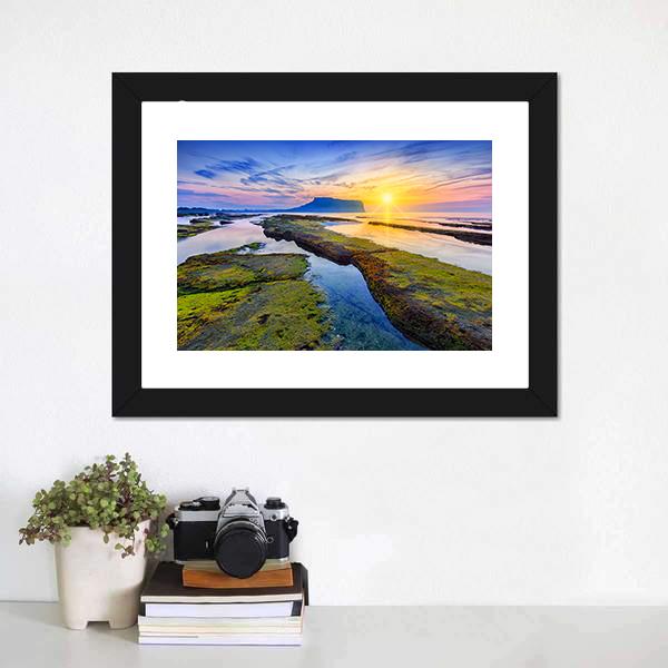 Sunrise At Seongsan Ilchulbong Canvas Wall Art-1 Piece-Framed Print-20" x 16"-Tiaracle