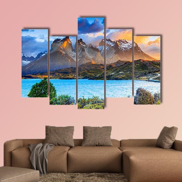 Sunrise At The Pehoe Lake Canvas Wall Art-5 Pop-Gallery Wrap-47" x 32"-Tiaracle