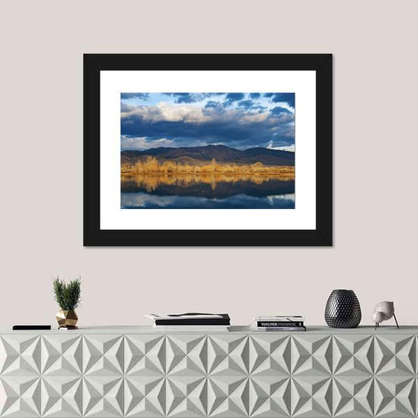 Sunrise Lights Up The Edge Of A Lake Canvas Wall Art-1 Piece-Framed Print-20" x 16"-Tiaracle