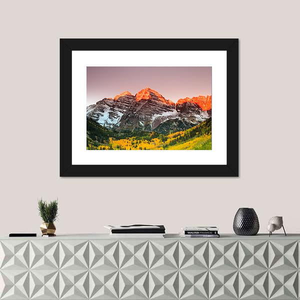 Sunrise On Maroon Bells Canvas Wall Art-1 Piece-Framed Print-20" x 16"-Tiaracle
