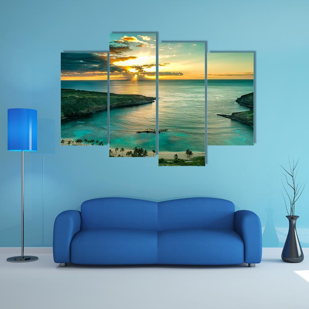 Sunrise Over Hanauma Bay On Oahu In Hawaii Canvas Wall Art-4 Pop-Gallery Wrap-50" x 32"-Tiaracle