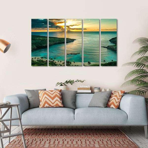 Sunrise Over Hanauma Bay On Oahu In Hawaii Canvas Wall Art-5 Horizontal-Gallery Wrap-22" x 12"-Tiaracle