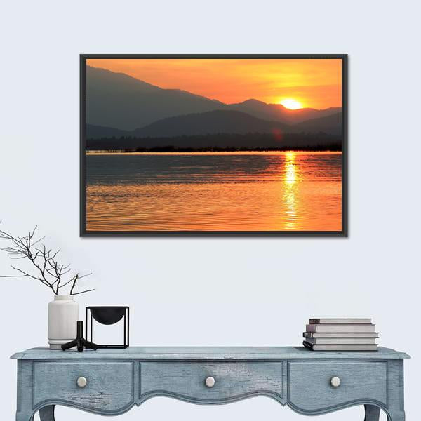 Sunset At Coast Of The Sea Canvas Wall Art-1 Piece-Floating Frame-24" x 16"-Tiaracle