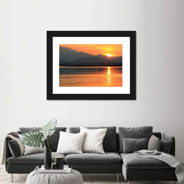 Sunset At Coast Of The Sea Canvas Wall Art-3 Horizontal-Gallery Wrap-25" x 16"-Tiaracle