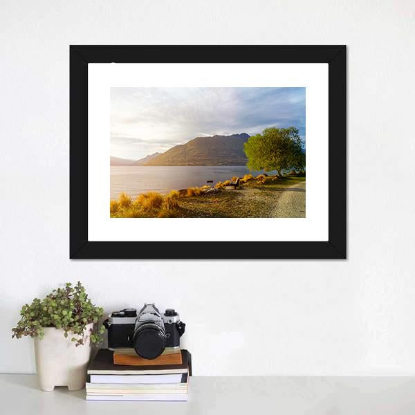 Sunset At Lake Wakatipu Canvas Wall Art-1 Piece-Framed Print-20" x 16"-Tiaracle