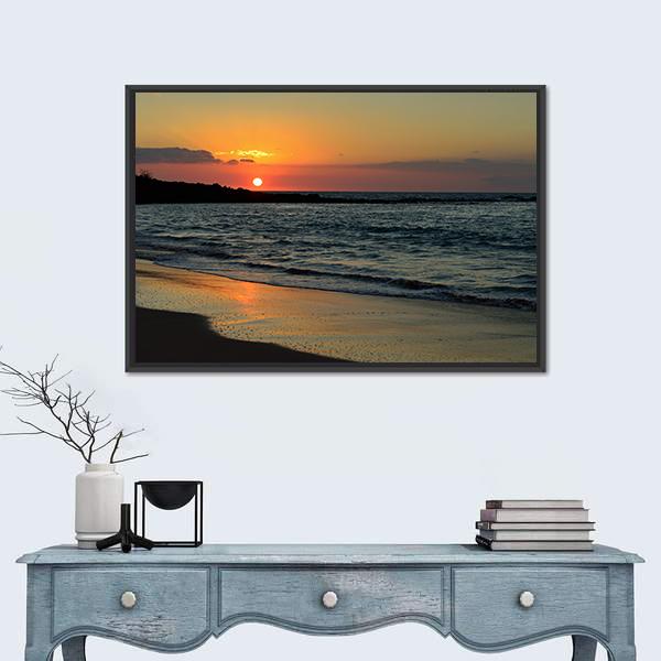 Sunset At Mauna Kea Beach In Island Of Hawaii Canvas Wall Art-1 Piece-Floating Frame-24" x 16"-Tiaracle