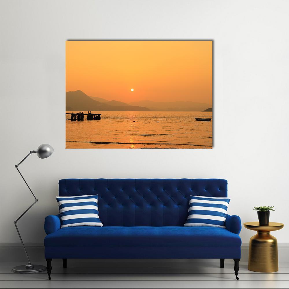 Sunset In Beach Canvas Wall Art-1 Piece-Gallery Wrap-48" x 32"-Tiaracle