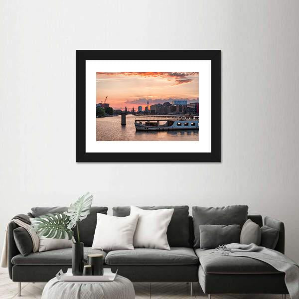 Sunset Over The River Spree Canvas Wall Art-1 Piece-Framed Print-20" x 16"-Tiaracle