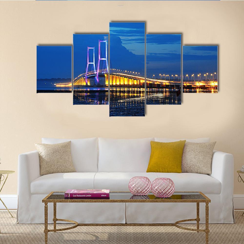 Surmadu Bridge Canvas Wall Art-1 Piece-Gallery Wrap-48" x 32"-Tiaracle