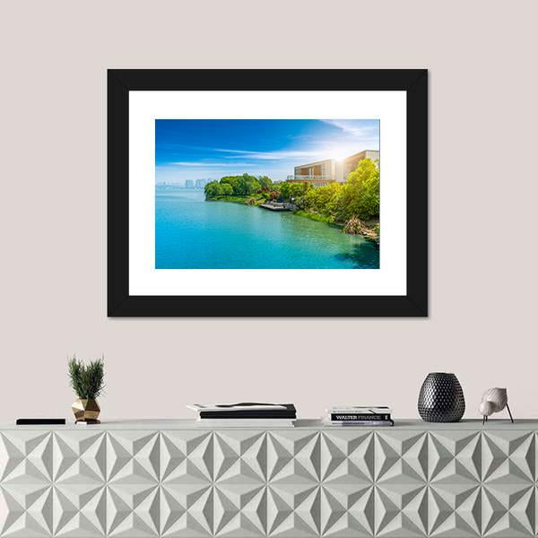 Suzhou Jinji Lake Canvas Wall Art-1 Piece-Framed Print-20" x 16"-Tiaracle