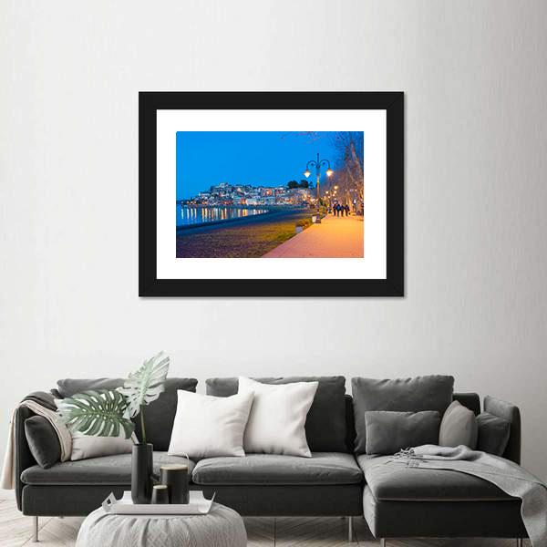 The Bracciano Lake Italy Canvas Wall Art-1 Piece-Framed Print-20" x 16"-Tiaracle