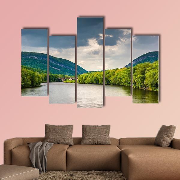 The Delaware River Canvas Wall Art-5 Pop-Gallery Wrap-47" x 32"-Tiaracle