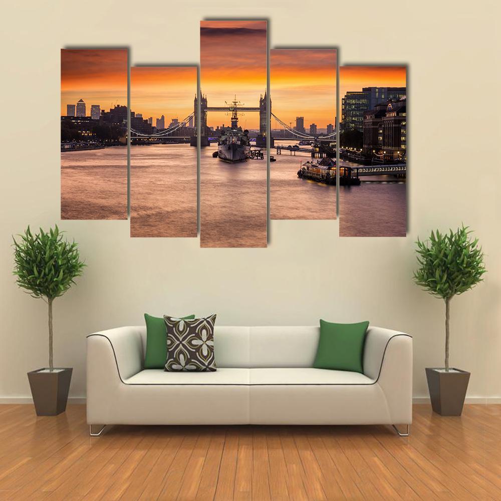 The Iconic Tower Bridge London Canvas Wall Art-5 Pop-Gallery Wrap-47" x 32"-Tiaracle