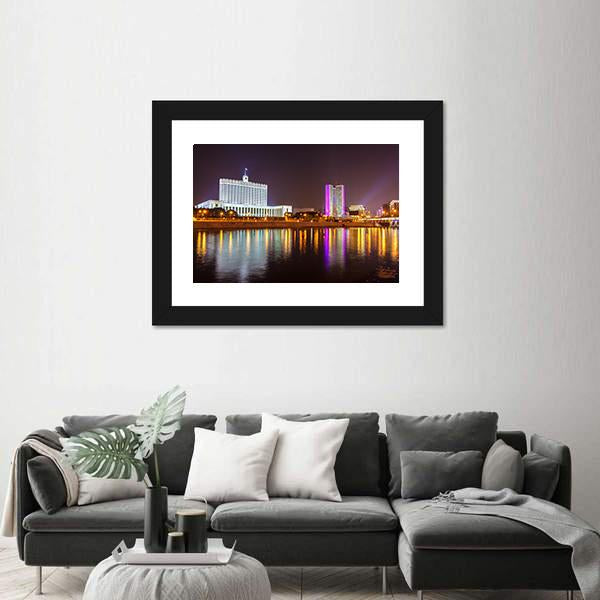 The White House Moscow Canvas Wall Art-1 Piece-Framed Print-20" x 16"-Tiaracle
