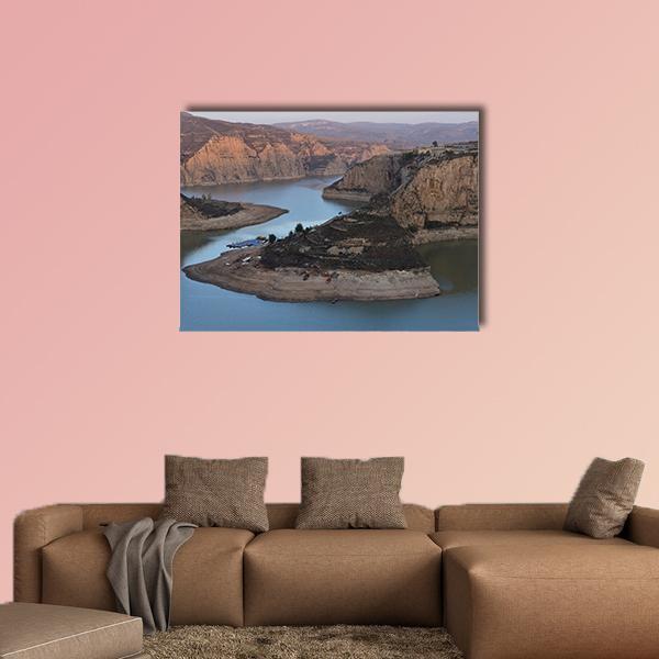 Yellow River Laoniuwan Canvas Wall Art-1 Piece-Gallery Wrap-48" x 32"-Tiaracle