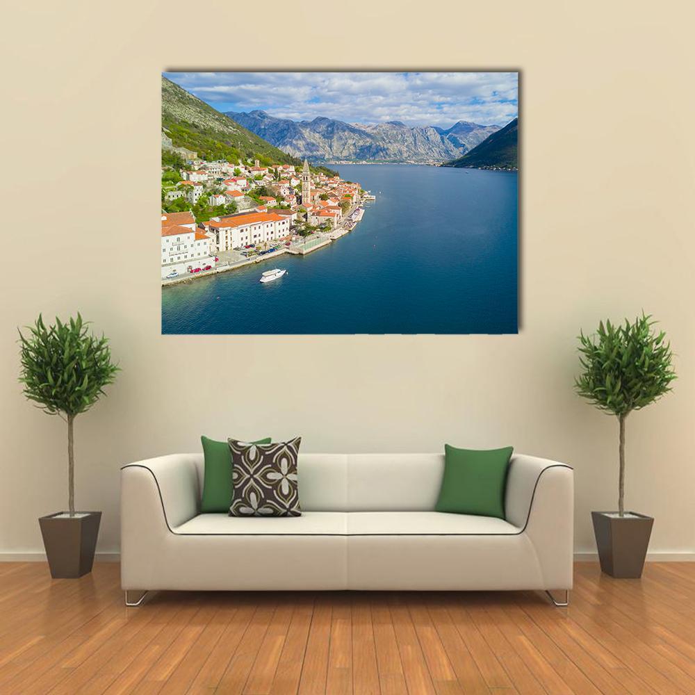 Beautiful City Near The Sea Canvas Wall Art-1 Piece-Gallery Wrap-48" x 32"-Tiaracle