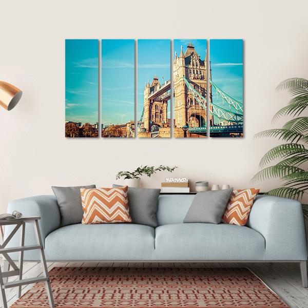 Tower Bridge In London Canvas Wall Art-5 Horizontal-Gallery Wrap-22" x 12"-Tiaracle