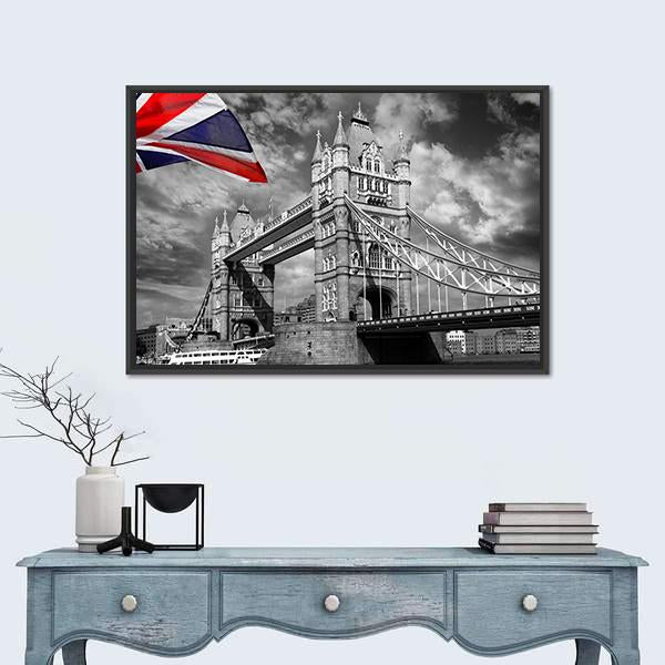 Tower Bridge London In Black & White Canvas Wall Art-3 Horizontal-Gallery Wrap-25" x 16"-Tiaracle
