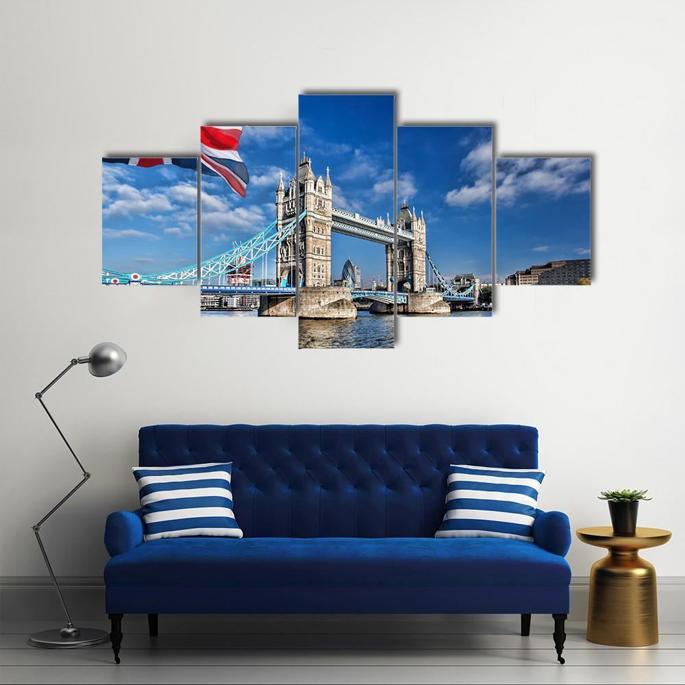 Tower Bridge Of London Canvas Wall Art-5 Star-Gallery Wrap-62" x 32"-Tiaracle