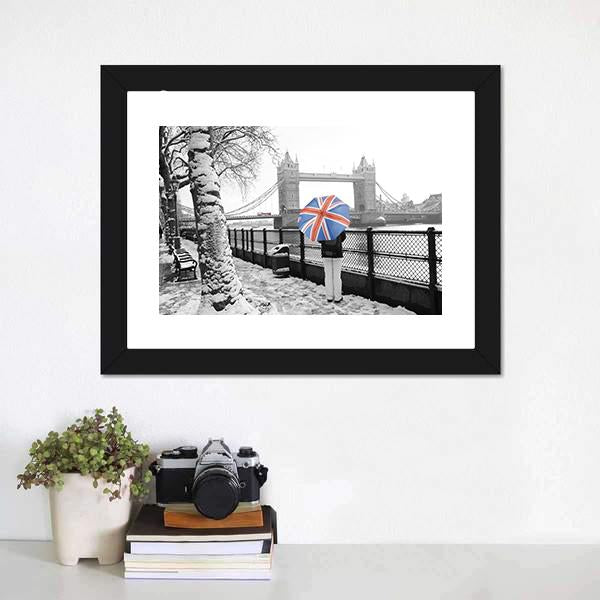 Tower Bridge On Snowy Day Canvas Wall Art-1 Piece-Framed Print-20" x 16"-Tiaracle